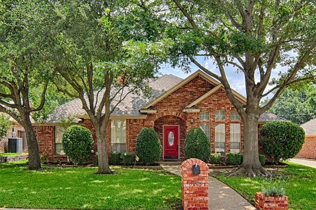 6209 Brookstone Dr Arlington TX 76001 Zillow