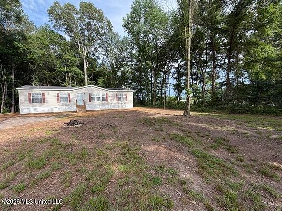 3rd image of 660 Woodrow Martin Rd