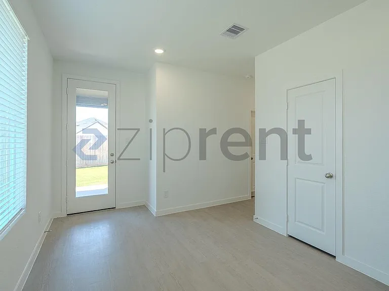21514 Barnridge Ct — Photo 13