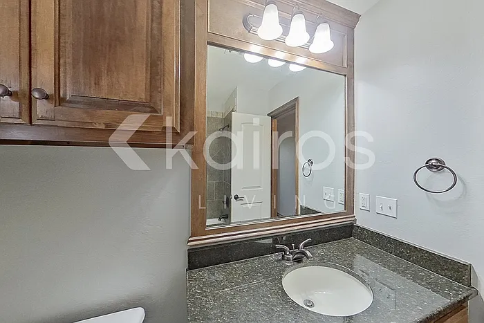11728 SW 18th St — Photo 11