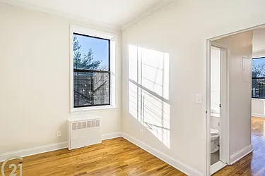 Rented by Century 21 Metropolitan