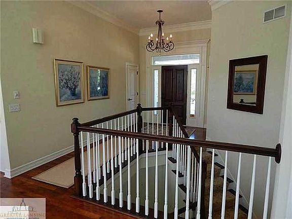 4th image of 4740 Hawk Hollow Dr E