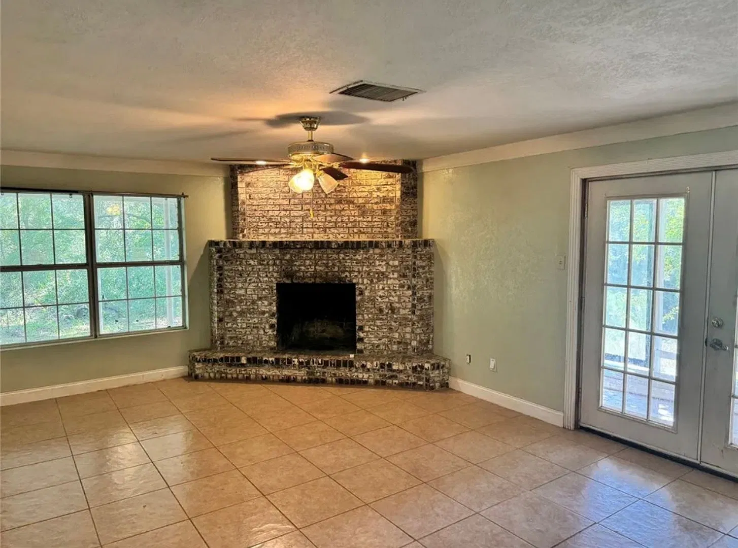 3 Bedroom 2 Bathroom Home Close to Lake Brownwood — Photo 4