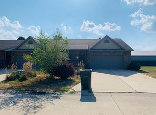 102 Jones Blvd, Tuscola, IL 61953
