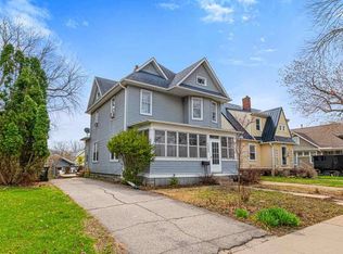 1225 Rochester Ave, Iowa City, IA 52245