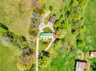 3595 Highway 31e Ln, Bethpage, TN 37022