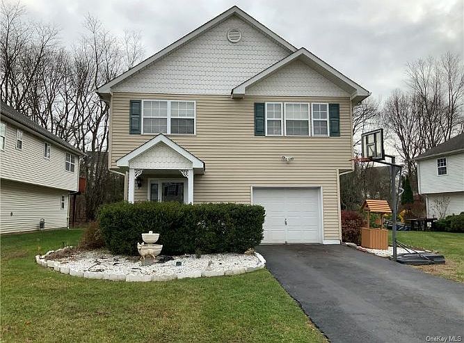 1st image of 325 Angelo Dr