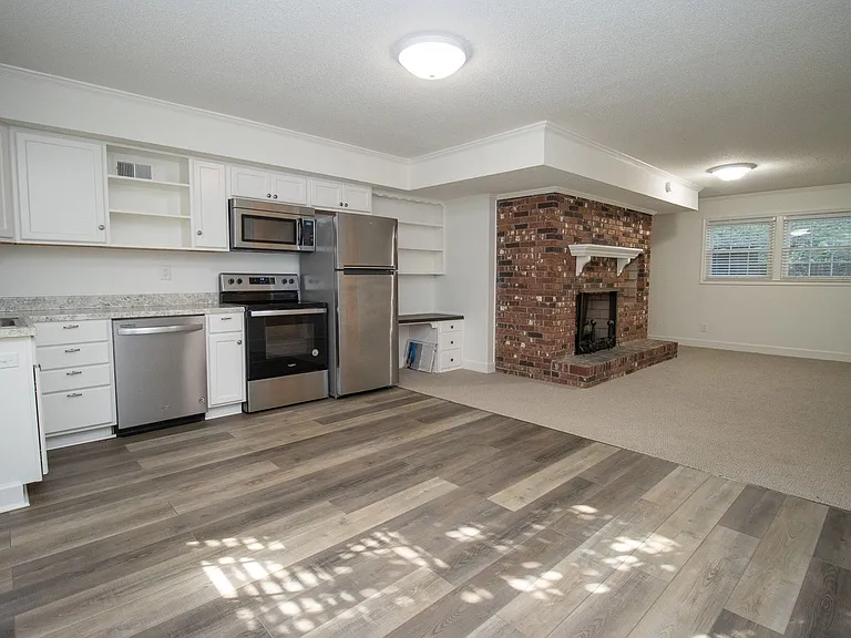 1110 Slann Dr — Photo 33