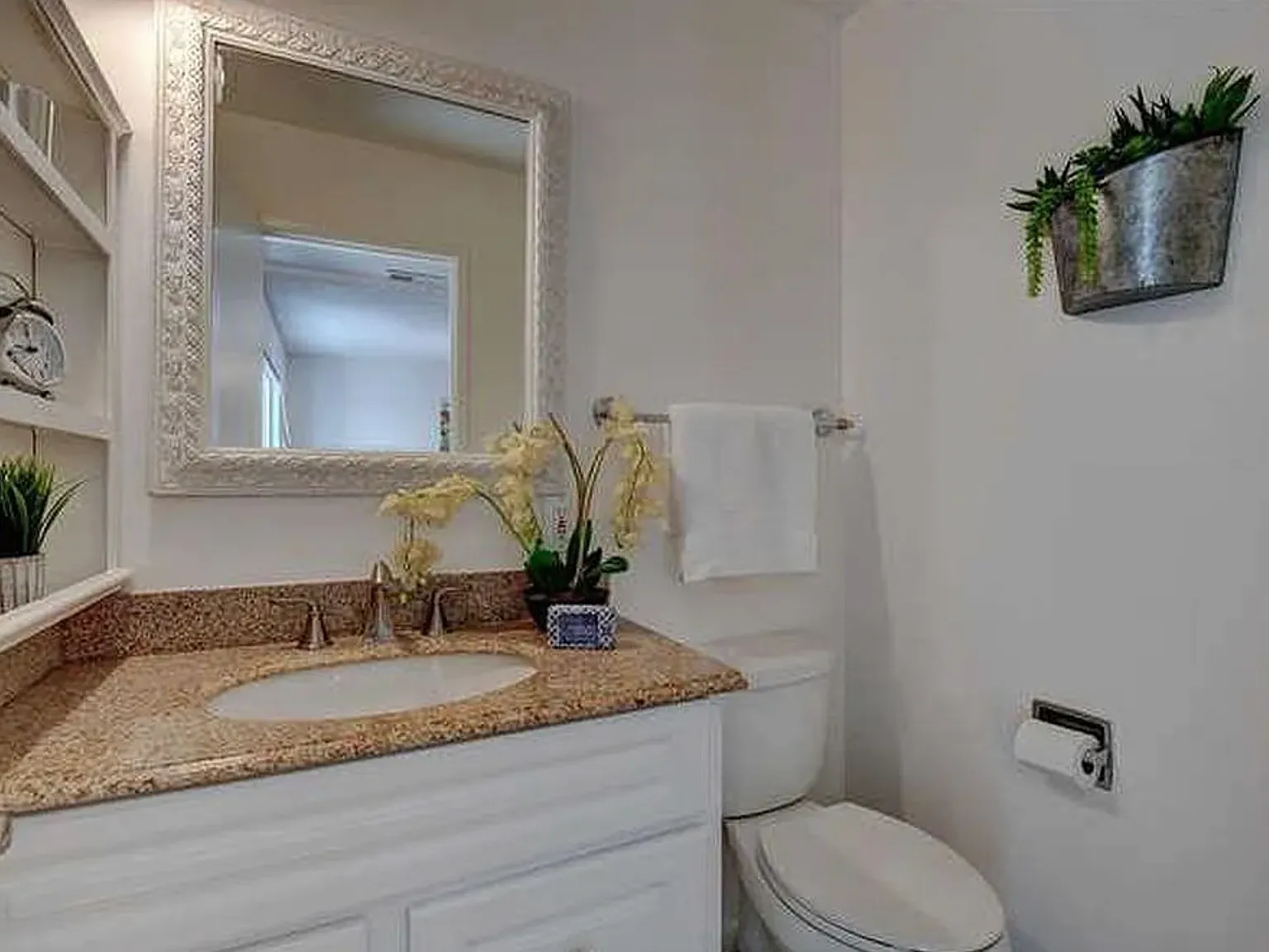 3 bed, 1.5 bath, 1440 sqft, $4,250 — Photo 4