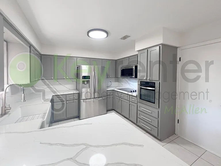 2812 Carnation Ave — Photo 10