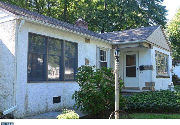 1st image of 1902 Fairfield Dr