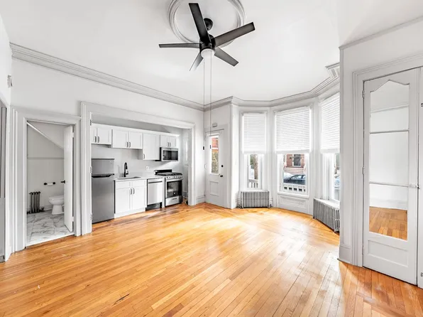 Caroline, 107 Caroline St #A, Saratoga Springs, NY 12866