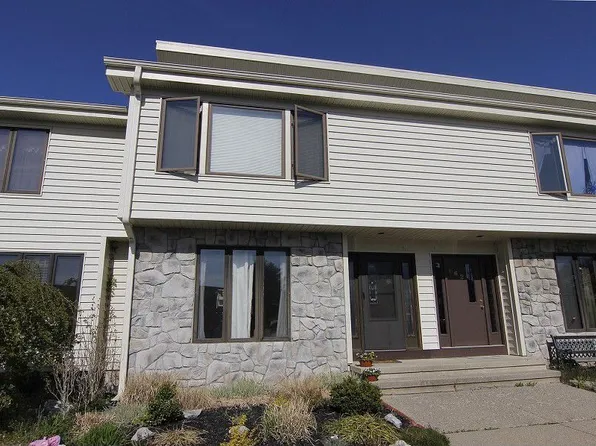 161 Dakota Dr #161, Lafayette, NJ 07848