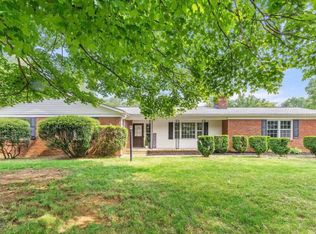 8603 Wales Rd, Warrenton, VA 20186