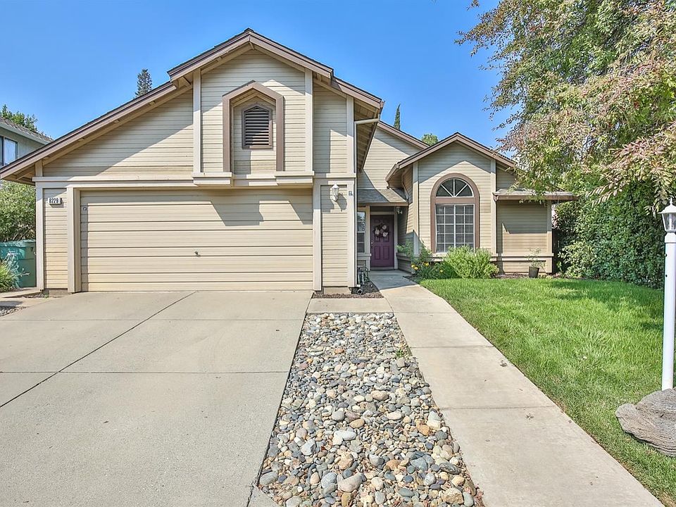 2nd image of 8229 Rambleton Way