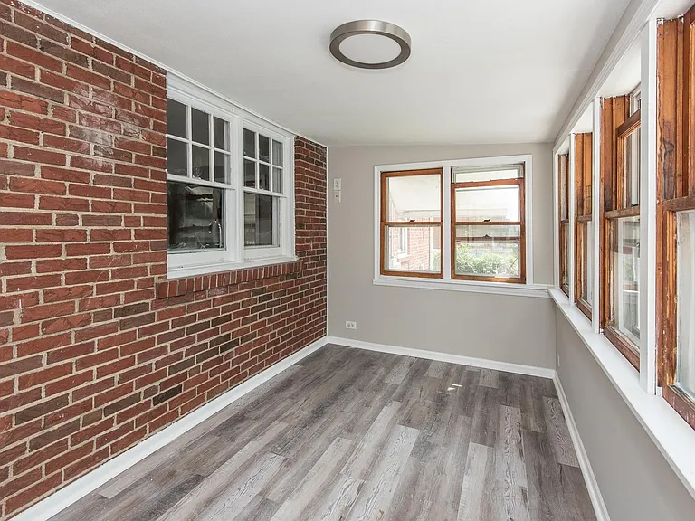 10116 Saint Katherine Ln — Photo 20