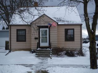 1821 20th St, Two Rivers, WI 54241