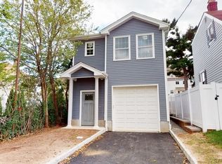 371 Meredith St, Perth Amboy, NJ 08861