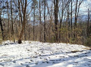 Gold Rd, Cosby, TN 37722