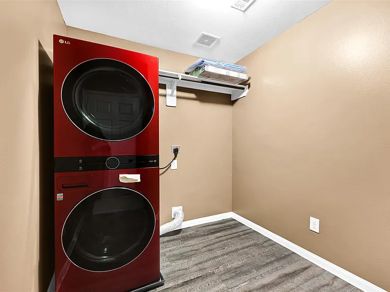 13218 Ambrosa Dr — Photo 18