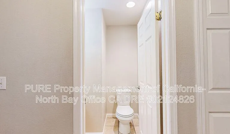 132 Treadway Ct — Photo 10