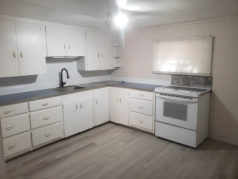221 W Montana Ave #10 — Photo 15