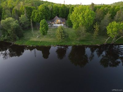 261 Wilderness Way, Crystal Falls, MI, 49920