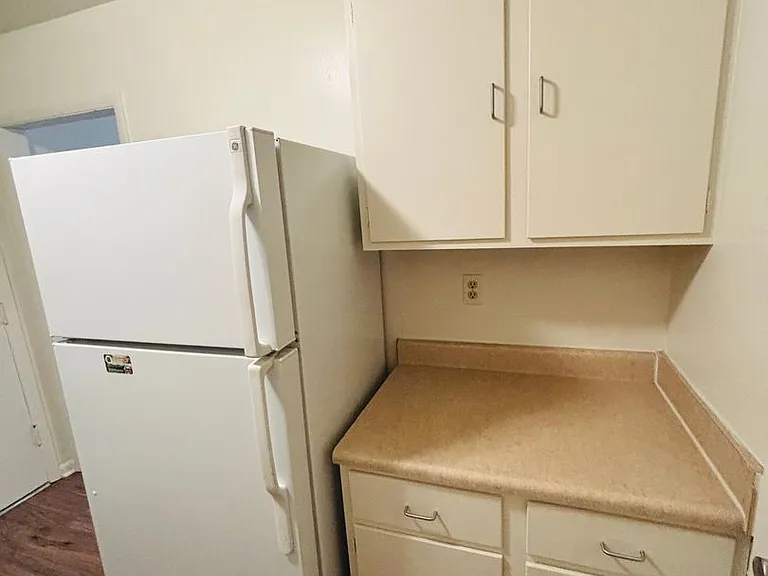 311 Loudon Rd #321 — Photo 3