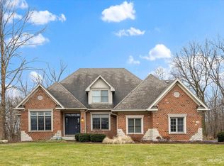 58 Maple Ridge Ln, Yorkville, IL 60560