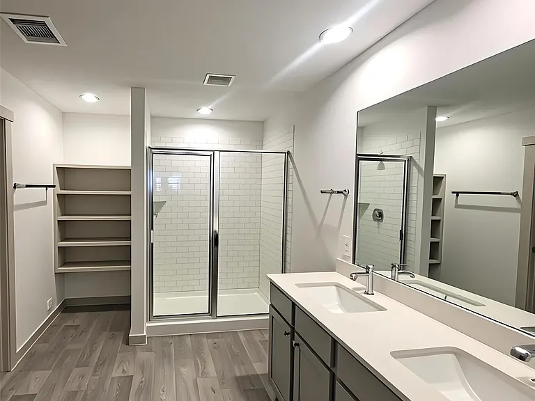 1719 Maclane Ct — Photo 14