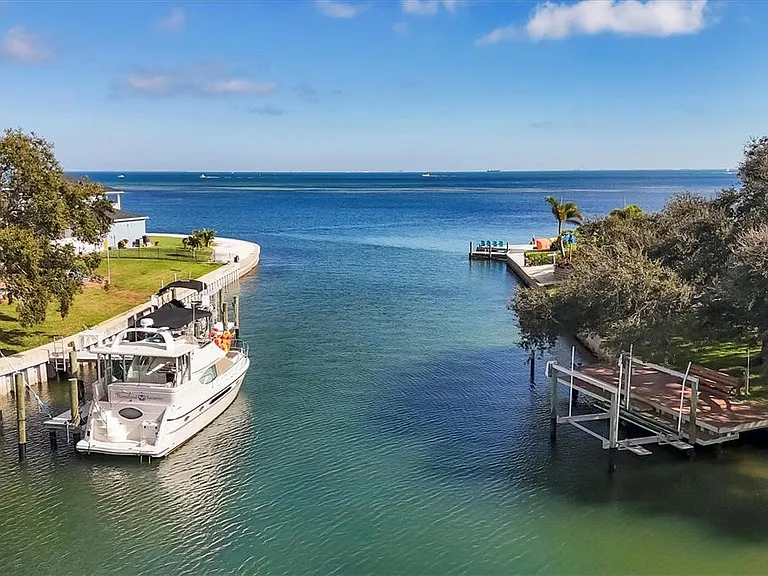 3601 Coquina Key Dr SE — Photo 55