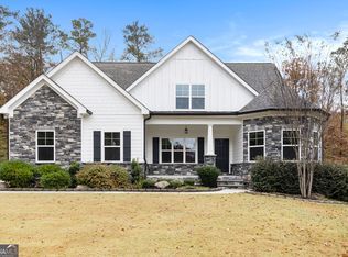 125 Silver Lake Way, Fayetteville, GA 30215