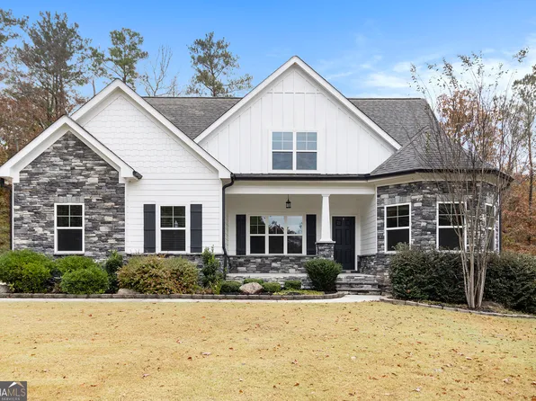 125 Silver Lake Way, Fayetteville, GA 30215