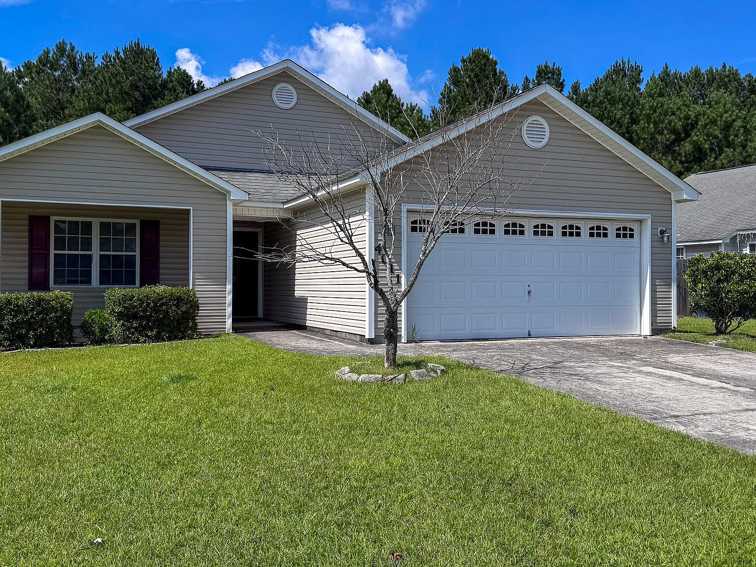 3 bed, 2.0 bath, 1275 sqft, $1,850 — Photo 1