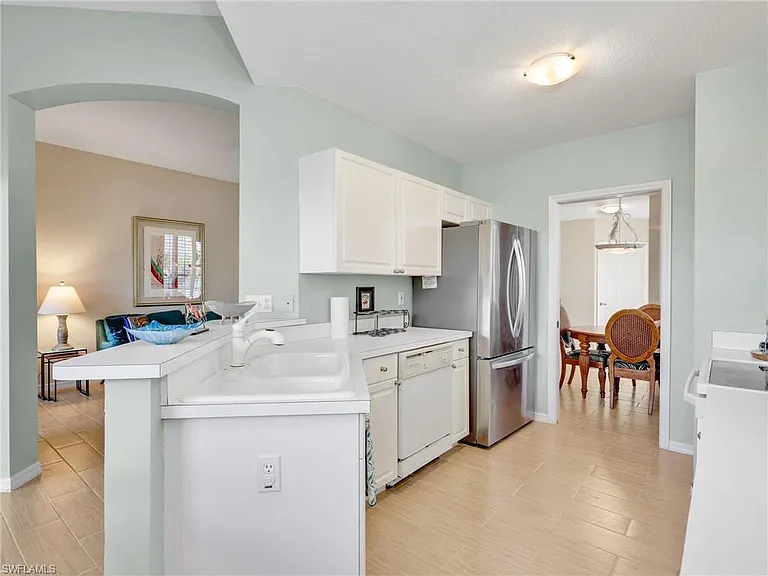 9071 Las Maderas Dr #101 — Photo 7