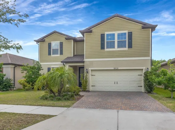 18928 Willowmore Cedar Dr, Lutz, FL 33558