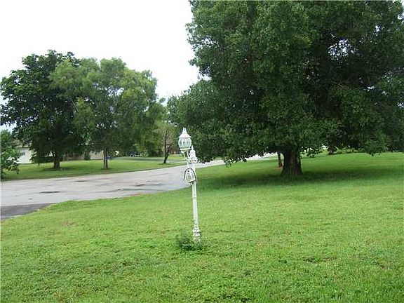 2nd image of 9170 Tresmore Ct
