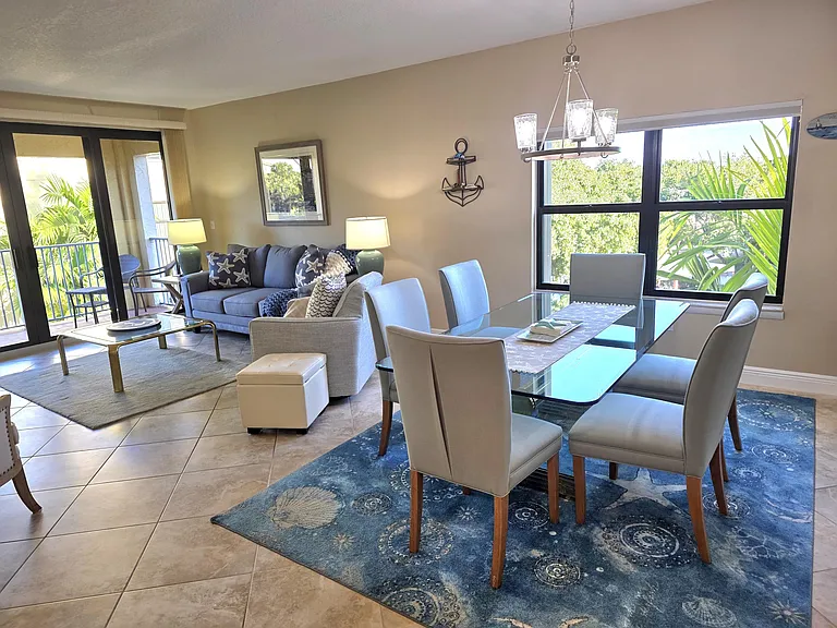 300 Uno Lago Dr #305 — Photo 9