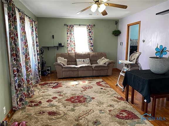 4th image of 315 W McPherson Ave