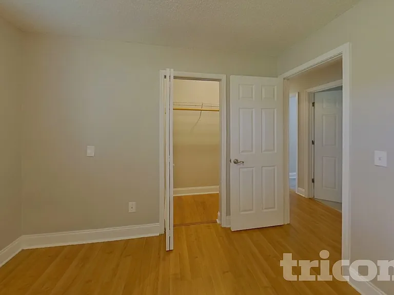 554 Peregrine Ct — Photo 11