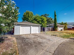 867 Lorna Dr, Glen Ellen, CA