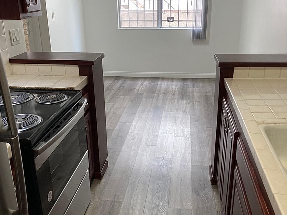 3rd image of 12628 Venice Blvd #4