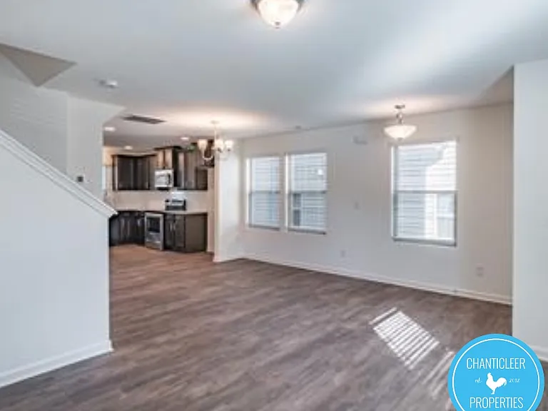219 Socket St #1 — Photo 9