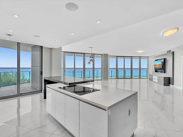 701 N Fort Lauderdale Beach Blvd #802 — Photo 18