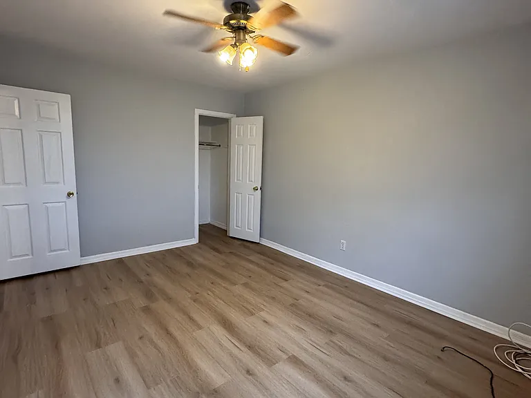 12004 Salina Pl — Photo 12