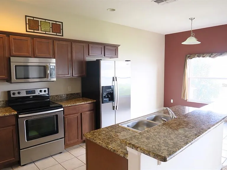 12029 Citruswood Dr — Photo 10