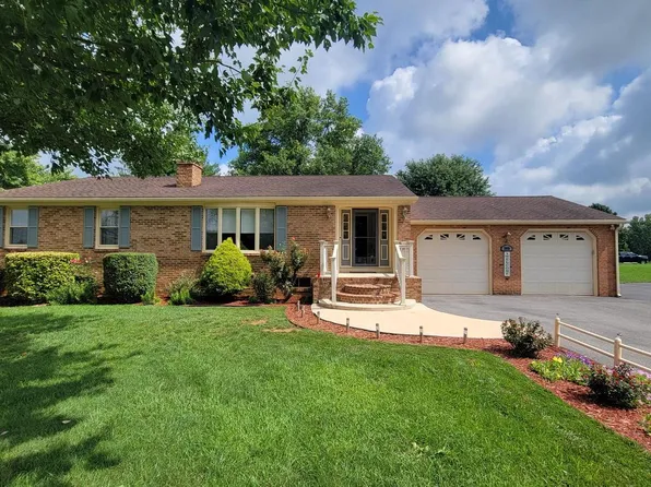 21925 Beaverbrook Dr, Smithsburg, MD 21783
