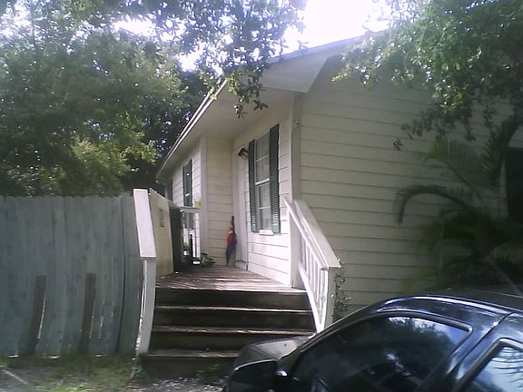 3rd image of 908 N Grant St