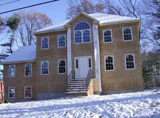 16 Sewell St, Billerica, MA 01821