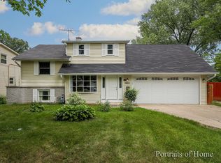 1603 Beecher Ave, Wheaton, IL 60187